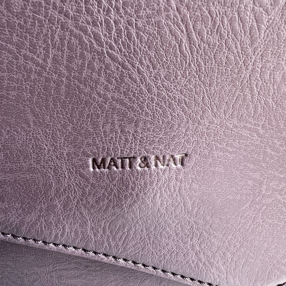 Elegant MATT & NAT Mauve Top-Handle Women’s Bag - Picture 2 of 5